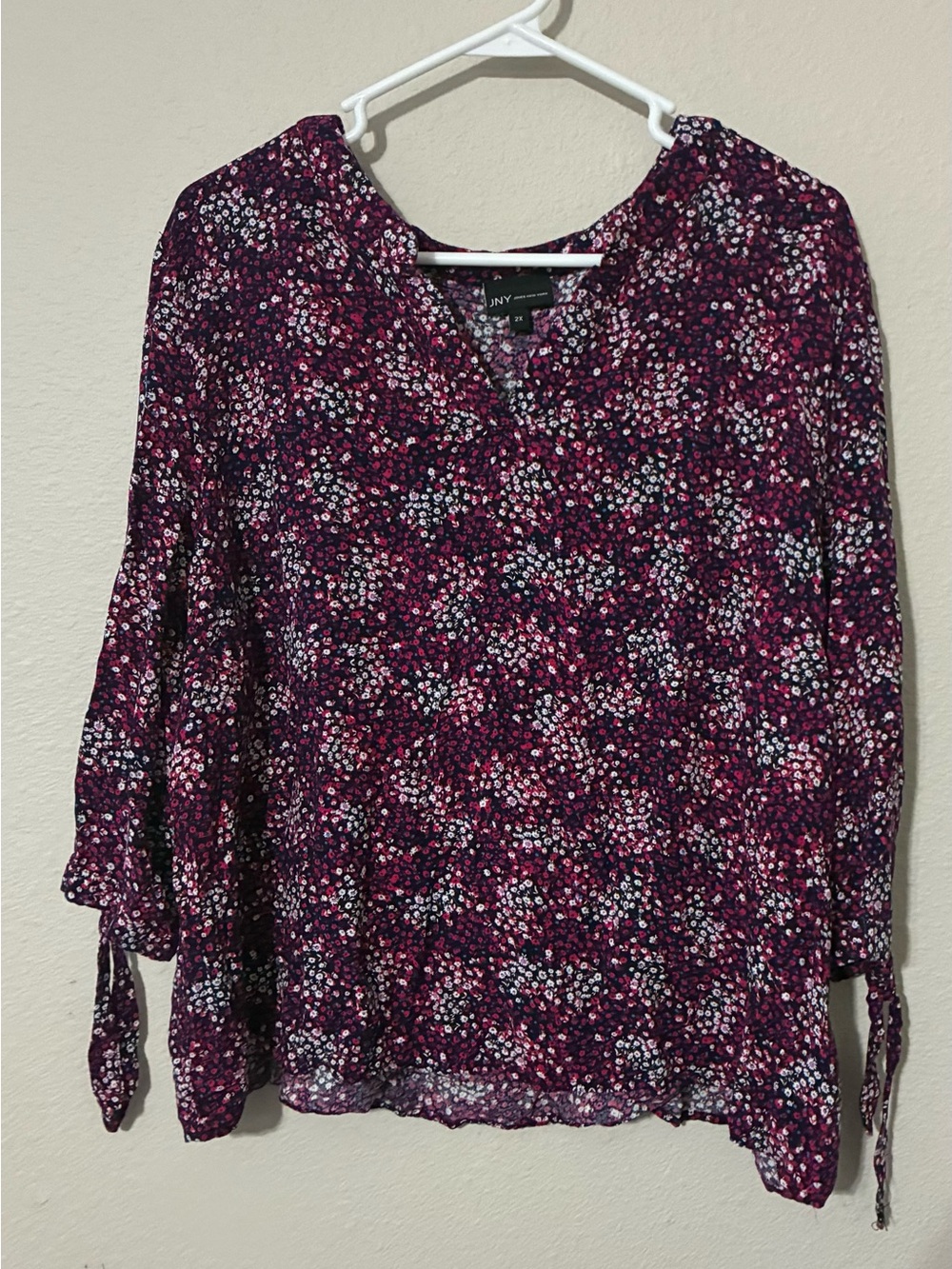 JNY Collection Purple Floral V-Neck Women's Blouse